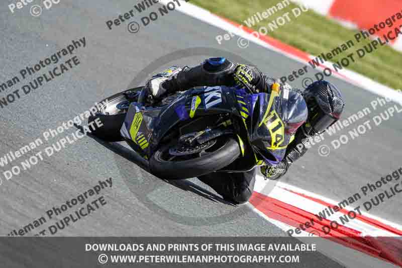 cadwell no limits trackday;cadwell park;cadwell park photographs;cadwell trackday photographs;enduro digital images;event digital images;eventdigitalimages;navarra;no limits trackdays;peter wileman photography;racing digital images;trackday digital images;trackday photos